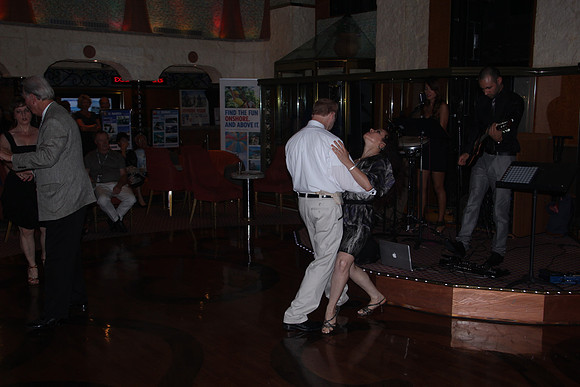 2014-09-14_201920_Carnival_Liberty_MW
