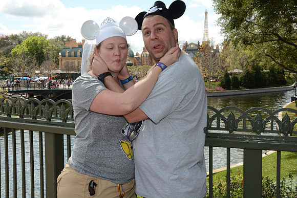 EPCOT_IGFRLOWBRIDGEICON_20170223_7956724010