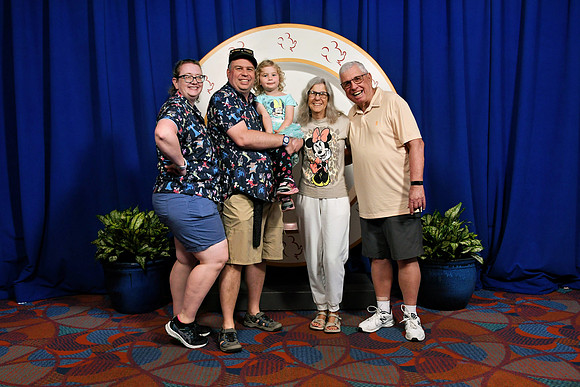 2025-04-13_085630 (Disney Photopass)