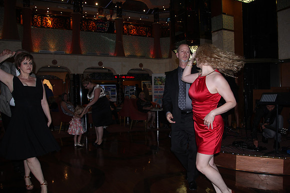 2014-09-14_195124_Carnival_Liberty_MW