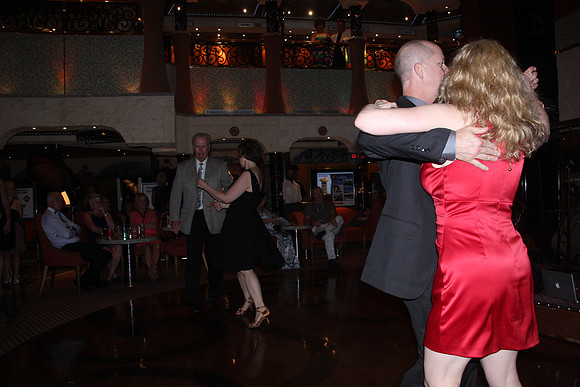 2014-09-14_194953_Carnival_Liberty_MW